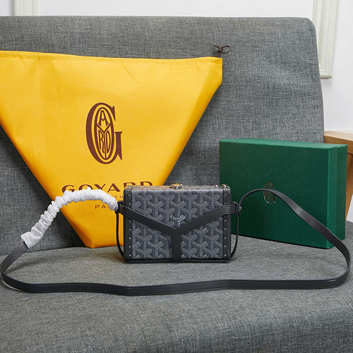 Goyard e4d57c26